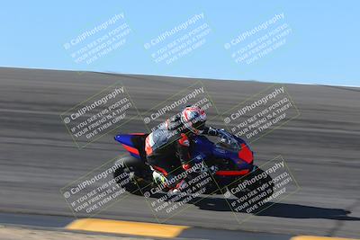 media/Dec-10-2023-SoCal Trackdays (Sun) [[0ce70f5433]]/Bowl (1020am)/